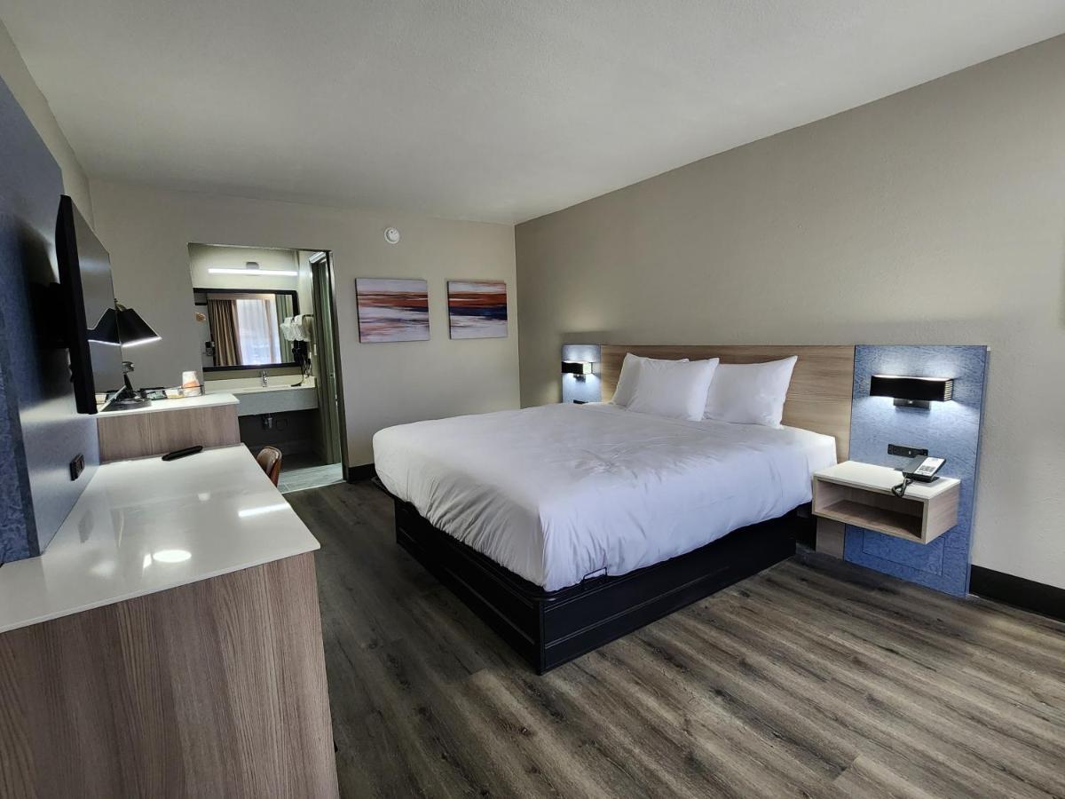 Smart Stay Lafayette Exterior photo